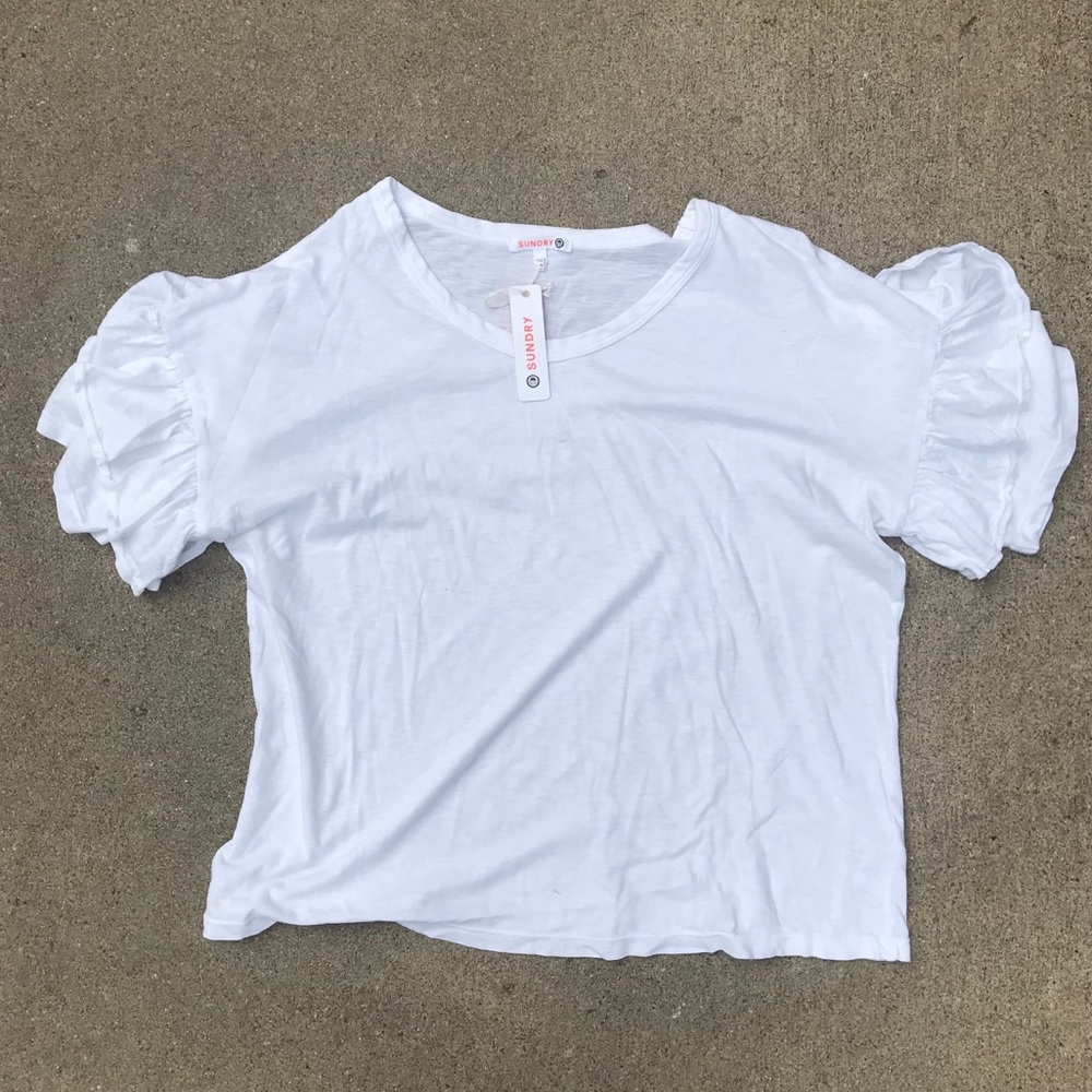 Sundry top with ruffle sleeves from Evereve. NWT!